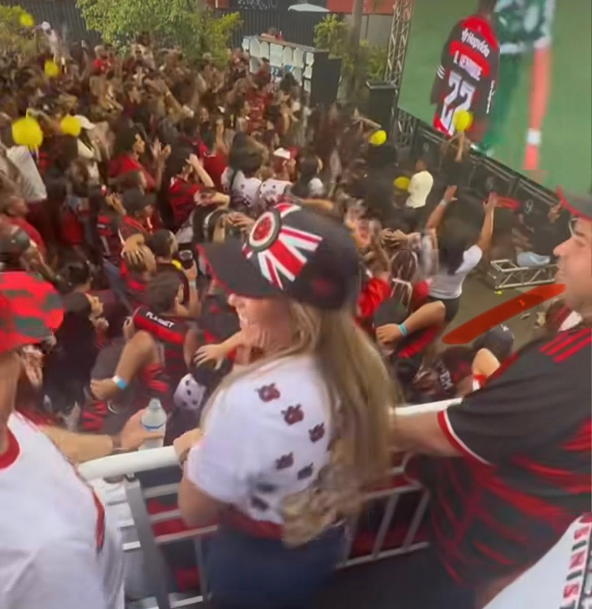 whatsapp image 2025 12 01 at 18.44.44