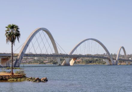 ponte jk