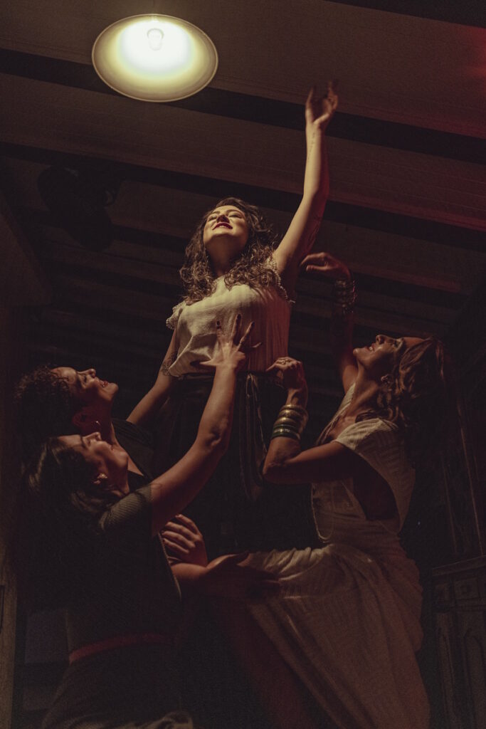 espetáculo vinicius da cia. infiltrados foto de diego bresani (13)