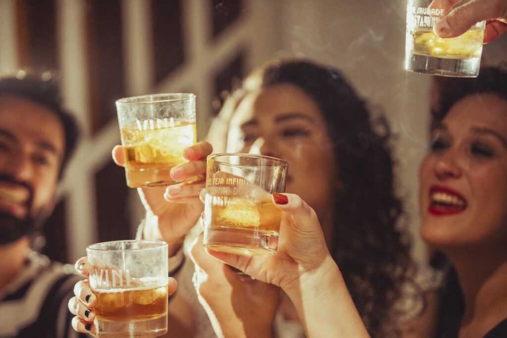 espetáculo vinicius da cia. infiltrados foto de diego bresani (10)