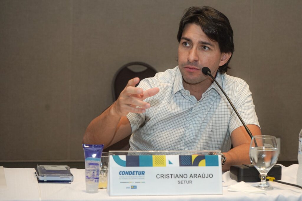 secretario de turismo cristiano araujo foto ana carolina setur df