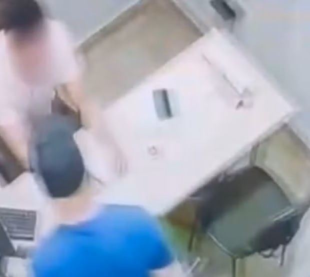 pai é preso apos agredir diretor escolar