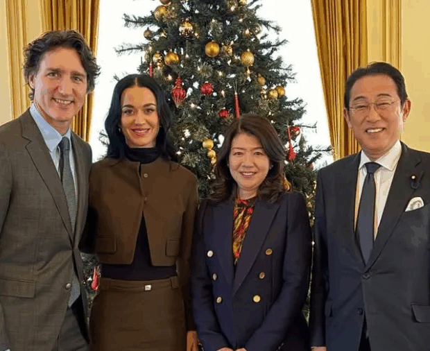 katy perry posou para foto com justin trudeau e ex primeiro ministro japones 1764878397660 v2 900x506.png