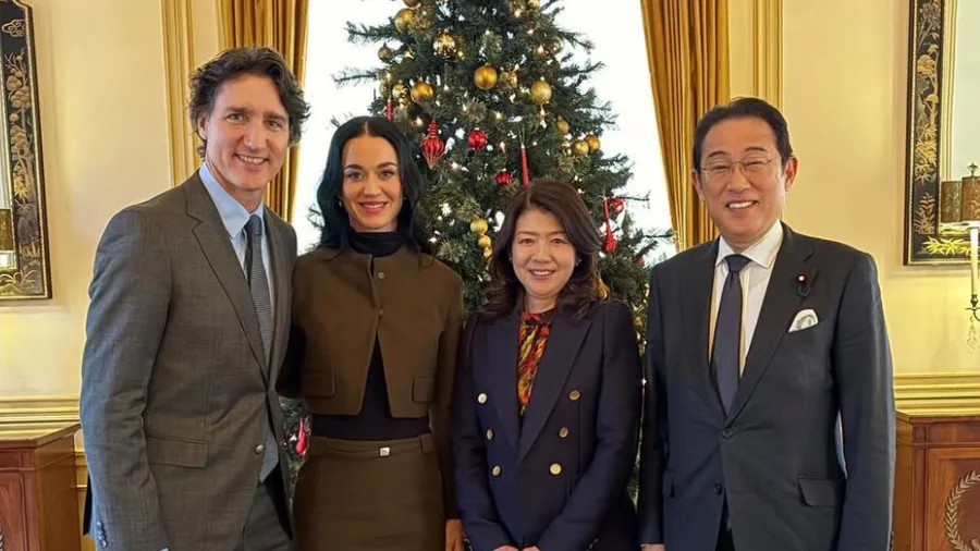 katy perry posou para foto com justin trudeau e ex primeiro ministro japones 1764878397660 v2 900x506.png