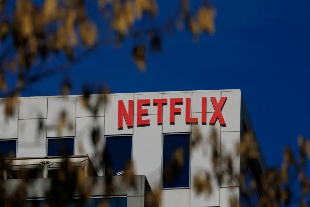 netflix logo shown one buildings 116605352