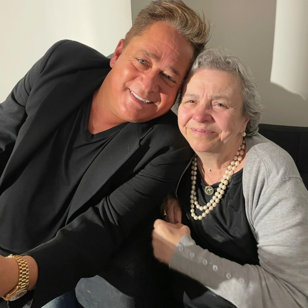 598067839 18554366848000235 367872087540383840 n