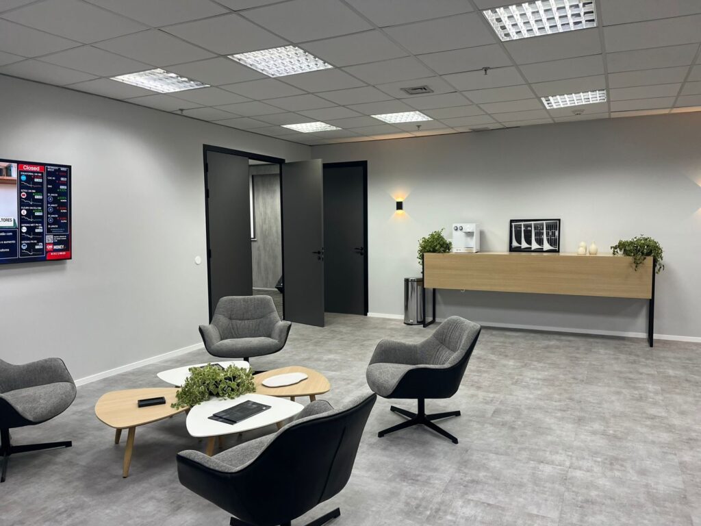 whatsapp image 2025 12 10 at 18.35.14 (3)