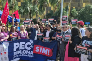 ato em defesa dos jornalistas01