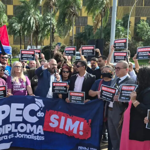 ato em defesa dos jornalistas01