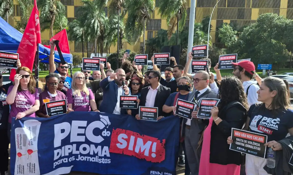 ato em defesa dos jornalistas01