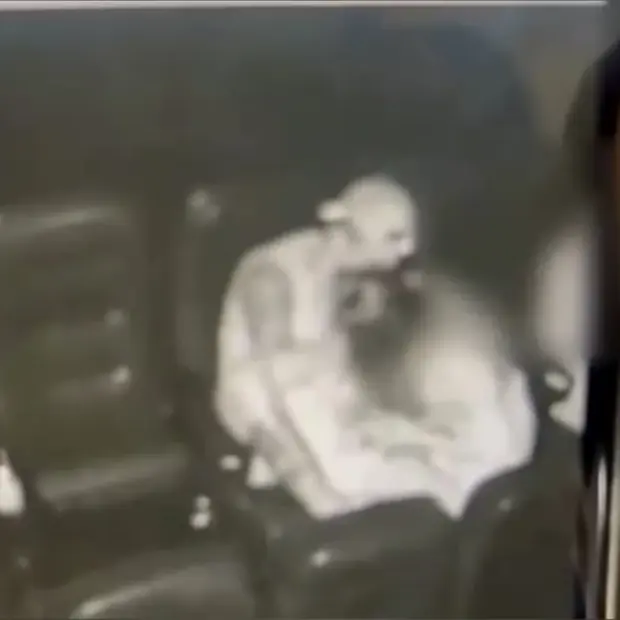 grávida é agredida pelo companheiro em cinema após receber ligação em mg