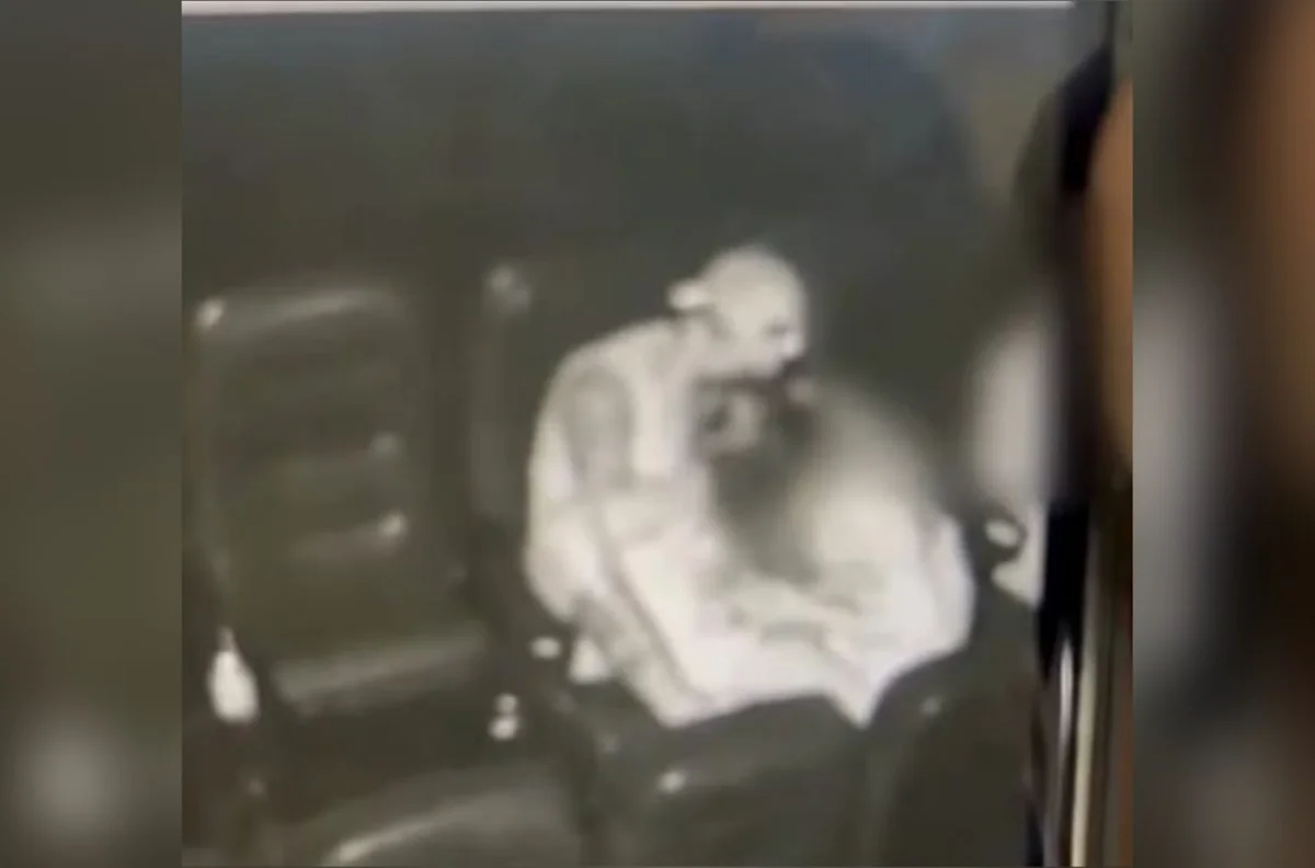 grávida é agredida pelo companheiro em cinema após receber ligação em mg