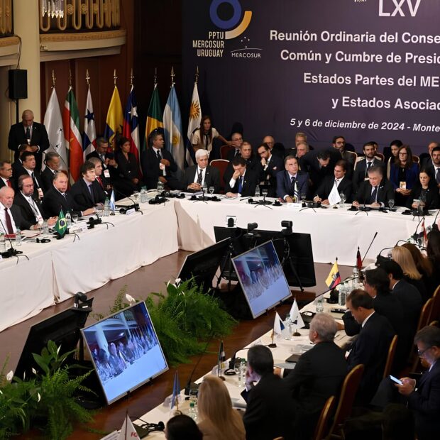 Foto: Eitan Abramovich / AFP