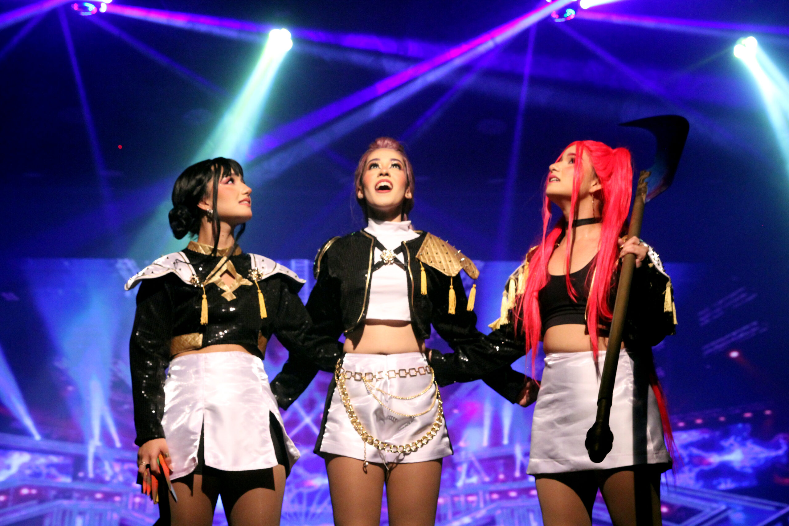 néia e nando fecha ano com espetáculo do k pop créditos néia e nando cia teatral (2)