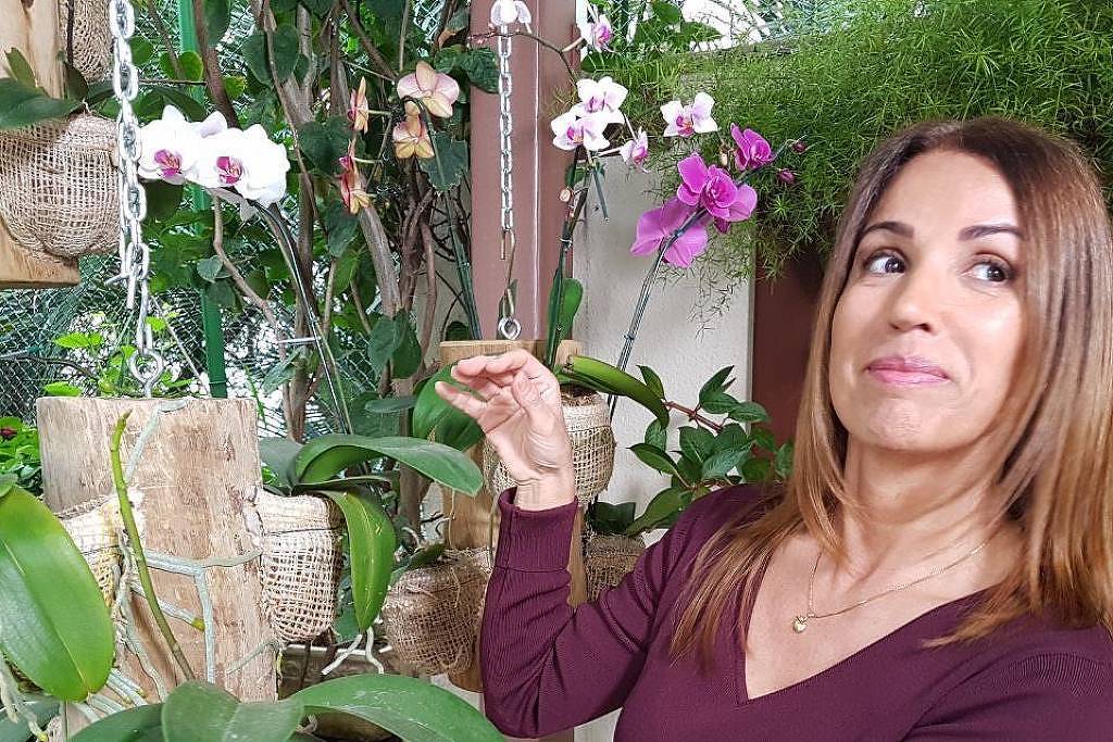 repórter da globo cai da escada, rompe ligamentos do pé e é afastada