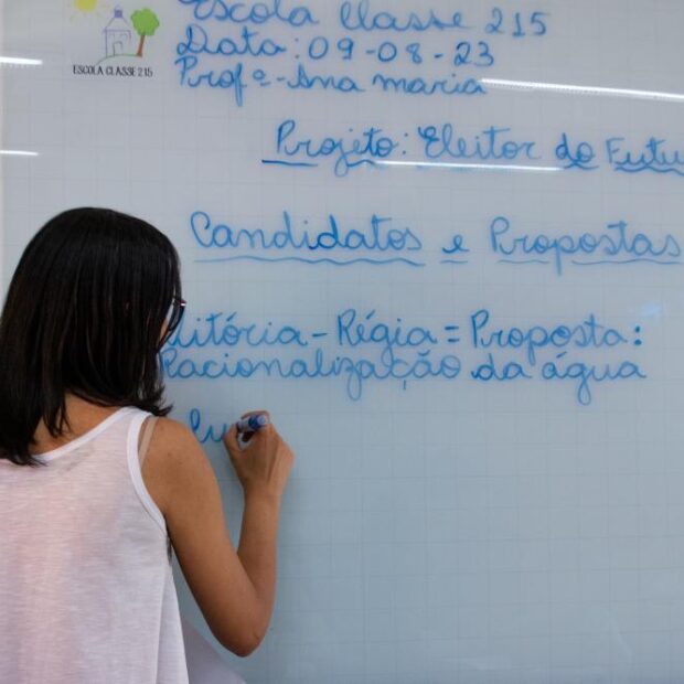 capa nova lei magistério (1) (1)