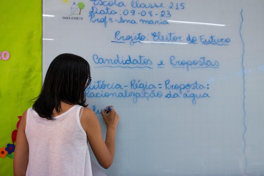 capa nova lei magistério (1) (1)