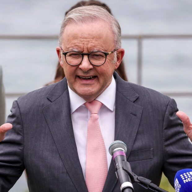 australia internet ban