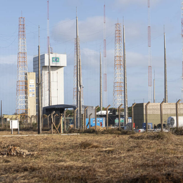 problema técnico adia 1º lançamento orbital da história do brasil