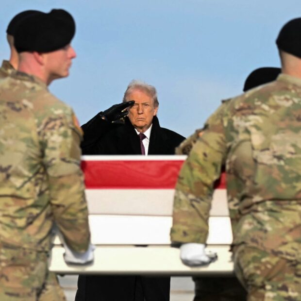 afp 20251217 88gf344 v3 midres uspresidentdonaldtrumpattendsaceremonymarkingthe