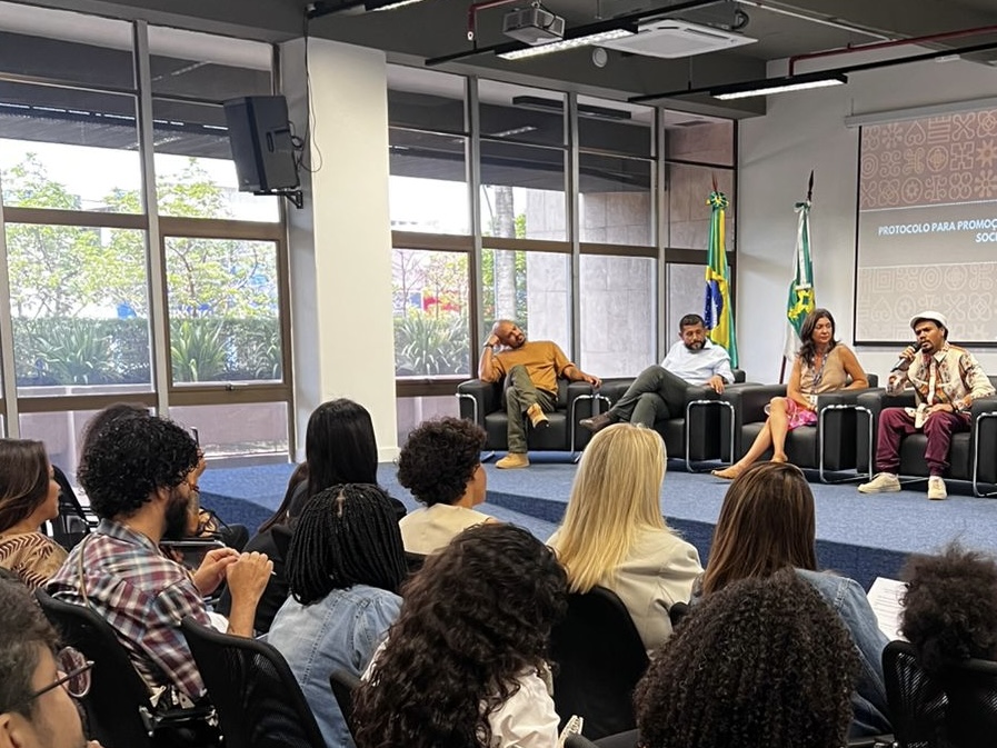 3b978908 b999 4ad1 9be2 00c7219feb19 (1)