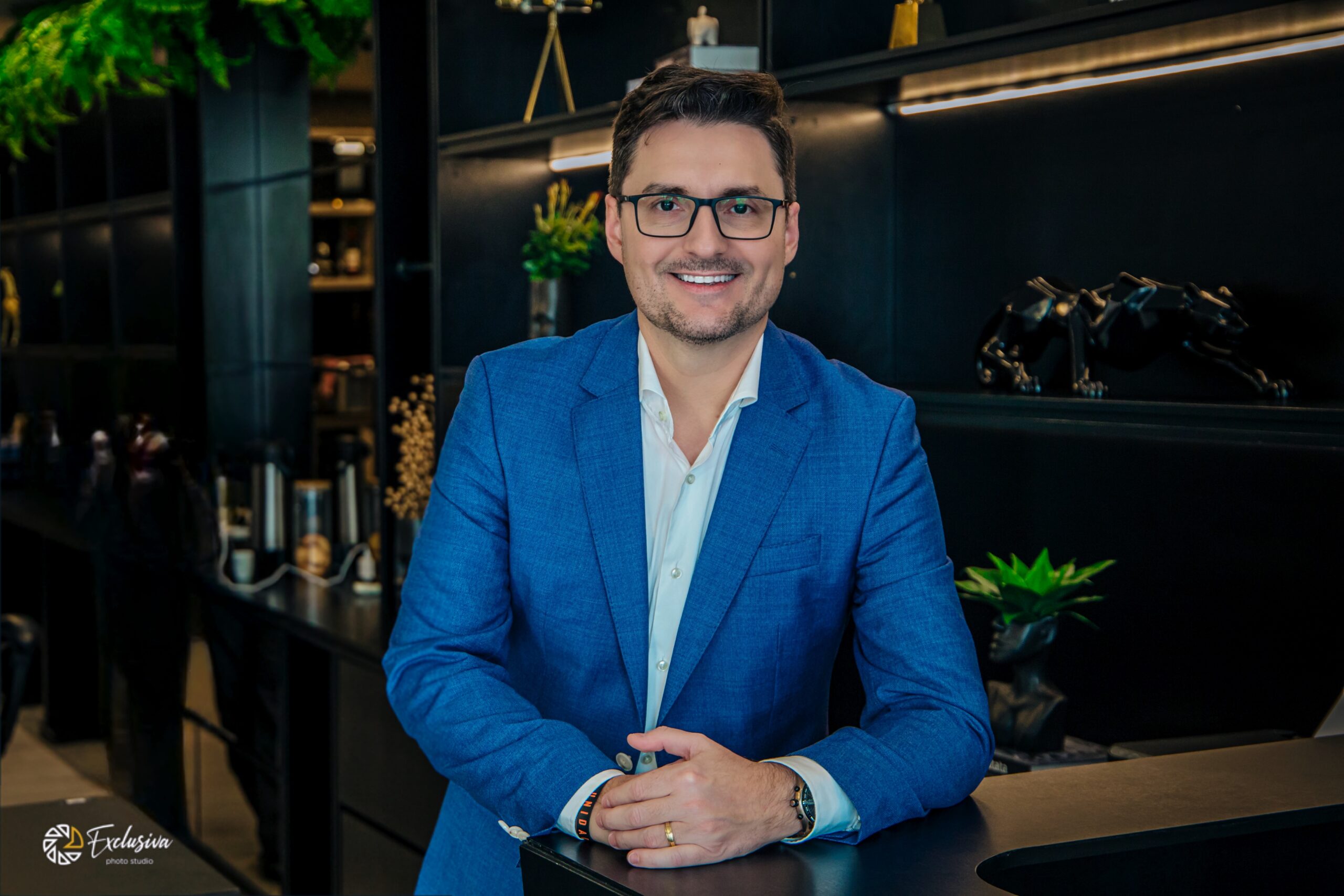 Kleiton Franciscatto lança "Do caos à consciência": método une PNL e neurociência para reprogramar mente, superar bloqueios mentais e ativar autoperformance rumo ao sucesso pessoal e profissional.