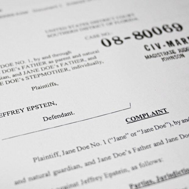 afp 20251219 88pj9rz v1 midres uspoliticsjusticeepstein