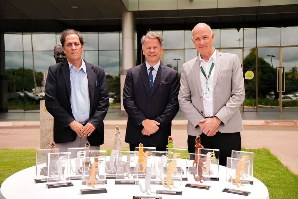 Carlos Mendonça, Fabiano Cunha Campos e Plinio Rabello - Foto: Vie Air e Reprodução