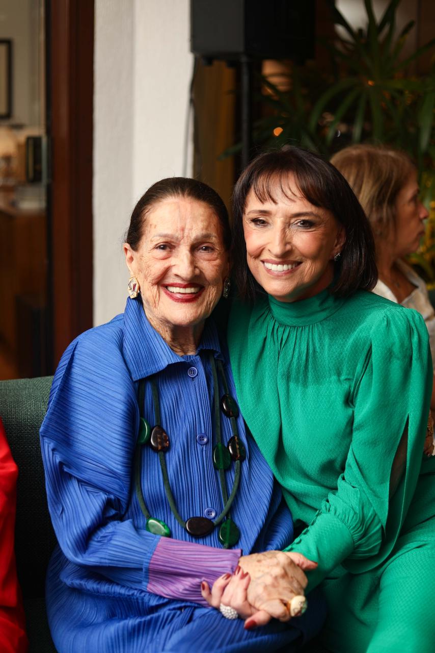 f9af8496 dbbb 4dcd 9c4d 8d69f481e9a1