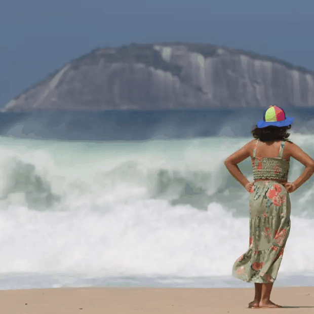 a marinha do brasil emitiu um aviso de ressaca para a orla do rio de janeiro, com início às 12h desta quartlitoral do rio