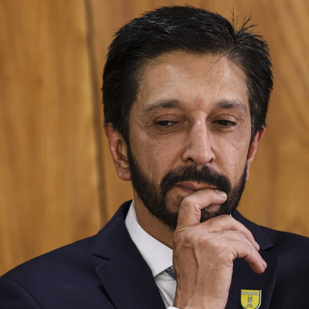 brasília (df), 29/11/2024 o prefeito de são paulo, ricardo nunes, durante cerimônia para assinatura de contratos de financiamento do bndes para infraestrutura e mobilidade urbana de são paulo. foto: marcelo camargo/agência brasil