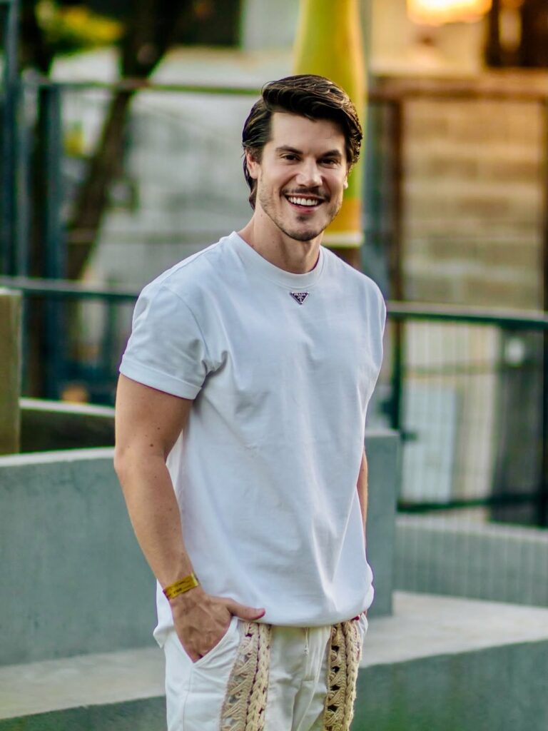 0f2f9e57 d53a 4155 acc9 5d3680531d0c