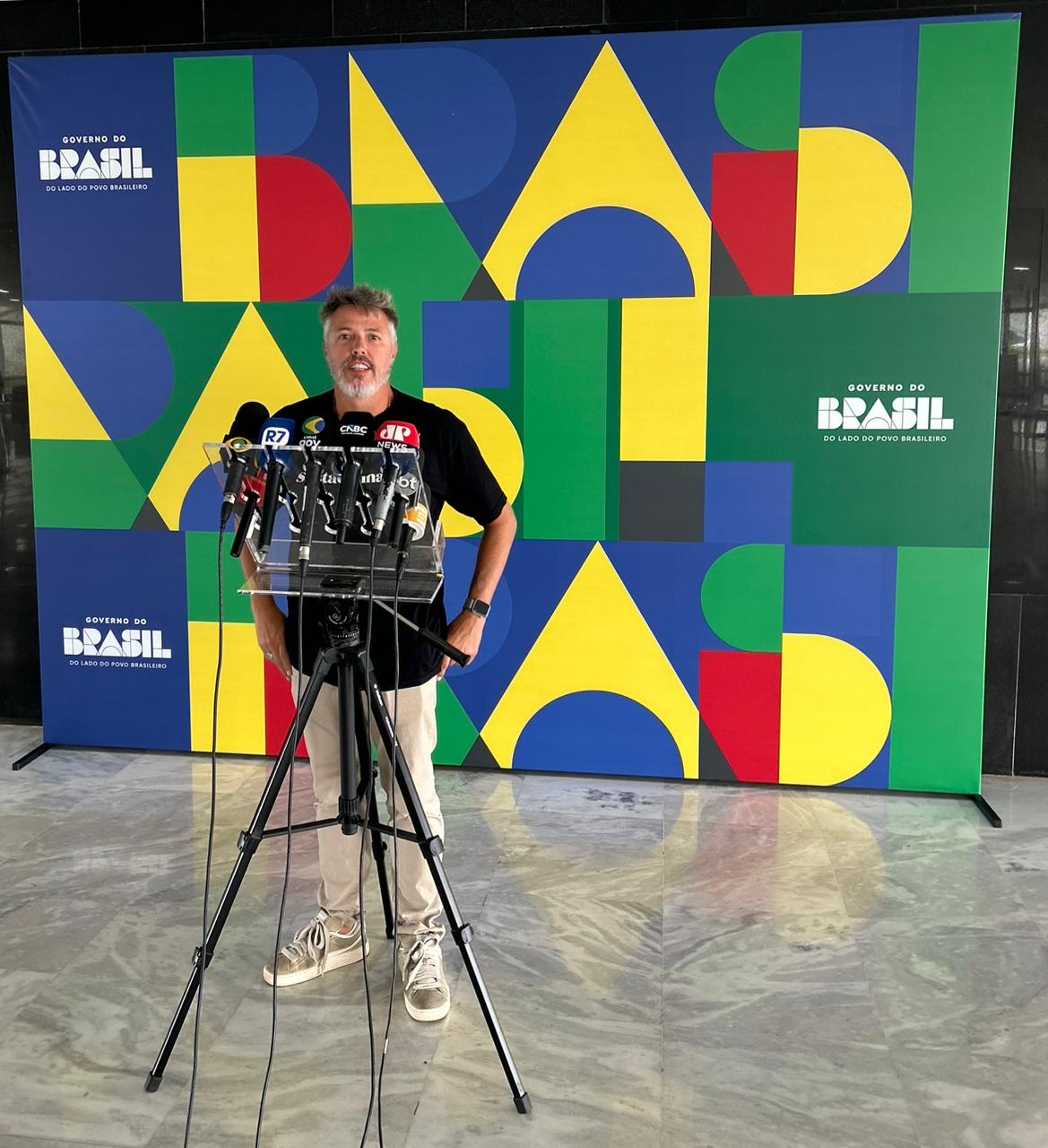 Pedro Sabaciauskis, presidente da Santa Cannabis, reivindica maior valorização federal às associações de cannabis medicinal. Entenda o pleito por políticas públicas que fortalecem o setor no Brasil