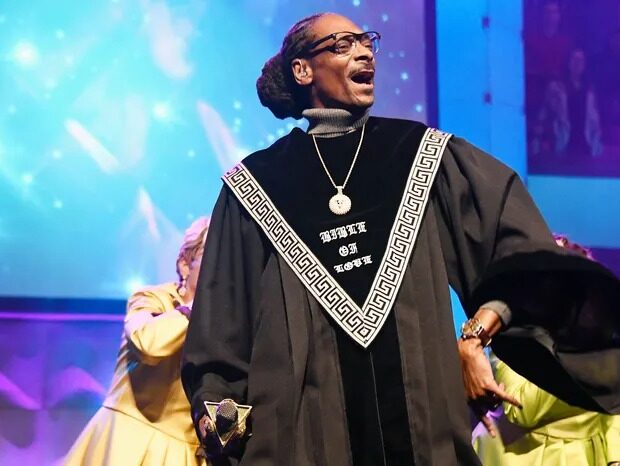 1f3ade0b55f6d6effe9d5a11e2c4cb5e43 21 snoop dogg.rhorizontal.w700