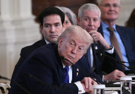 trump to meet with oil executives about venezuela