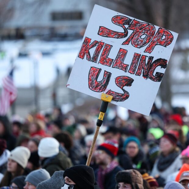 us immigration officer kills woman in minneapolis