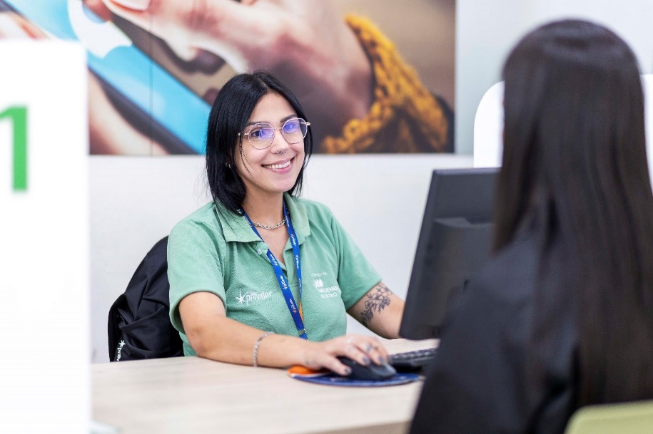 O serviço itinerante da Neoenergia oferece resolução para questões como parcelamento de débitos, solicitação de reparo por danos elétricos, troca de titularidade, ligação nova | Foto: Divulgação/Neoenergia