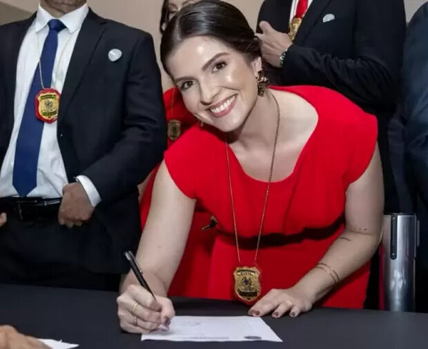 raphaela natali cardoso