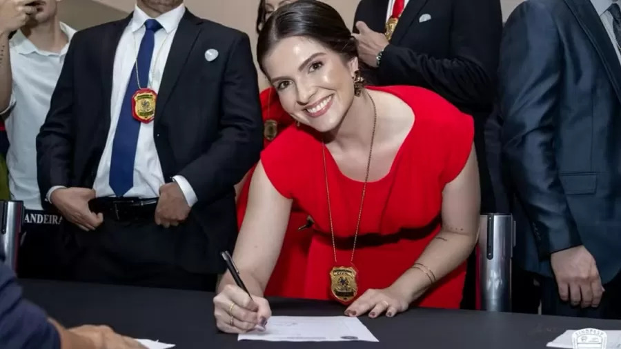 raphaela natali cardoso