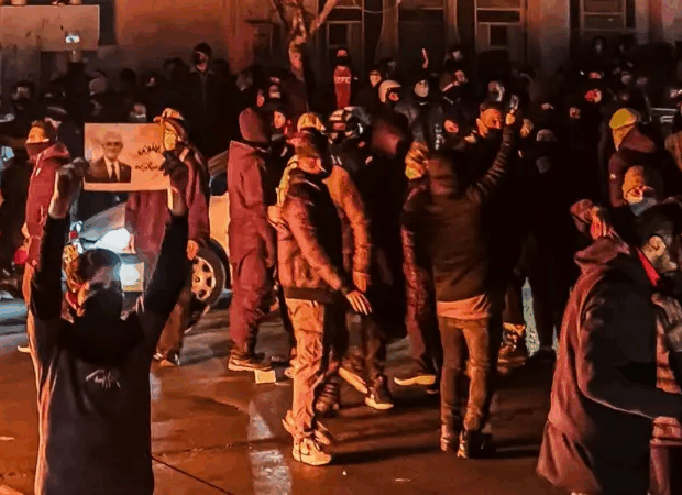 Foto: MAHSA / Middle East Images / AFP