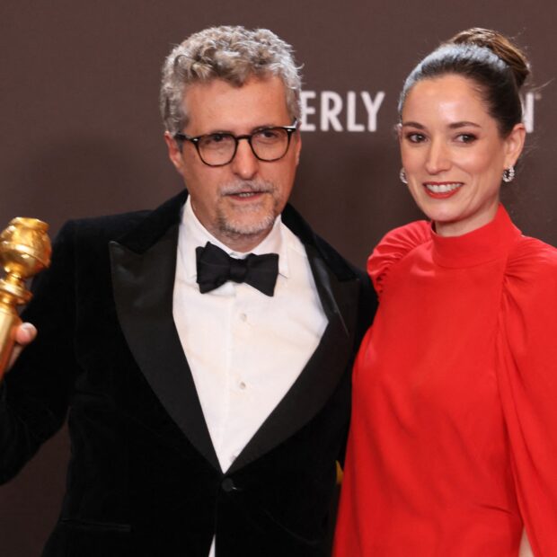 83rd golden globe awards press room