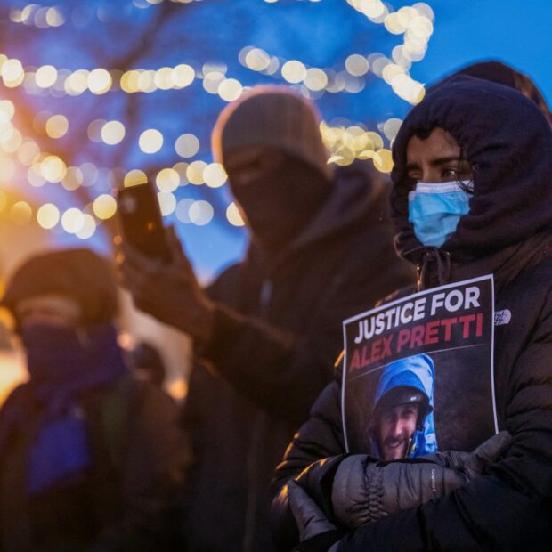 protests after us immigration officer kills woman in minneapolis