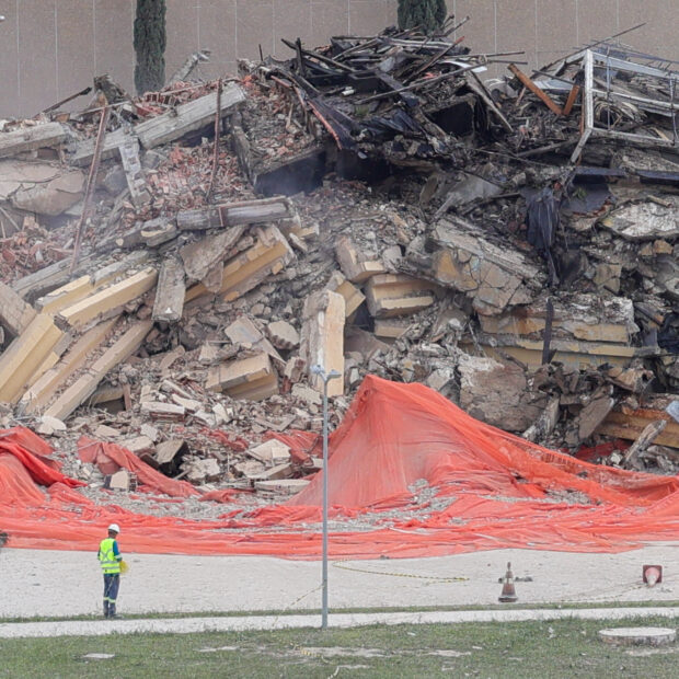 implosão torre palace