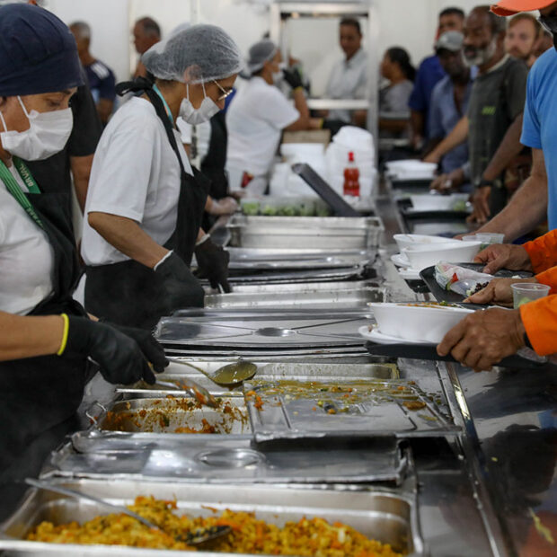 refeicao gratuita restaurante comunitario