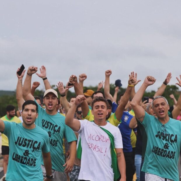 nikolas ferreira certo