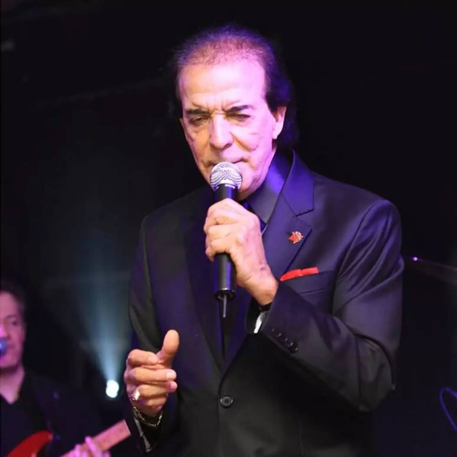 48949075 56nfpeougndnbhqu5lz3hdy7jy