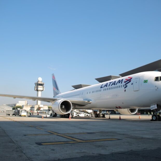 aviao latam