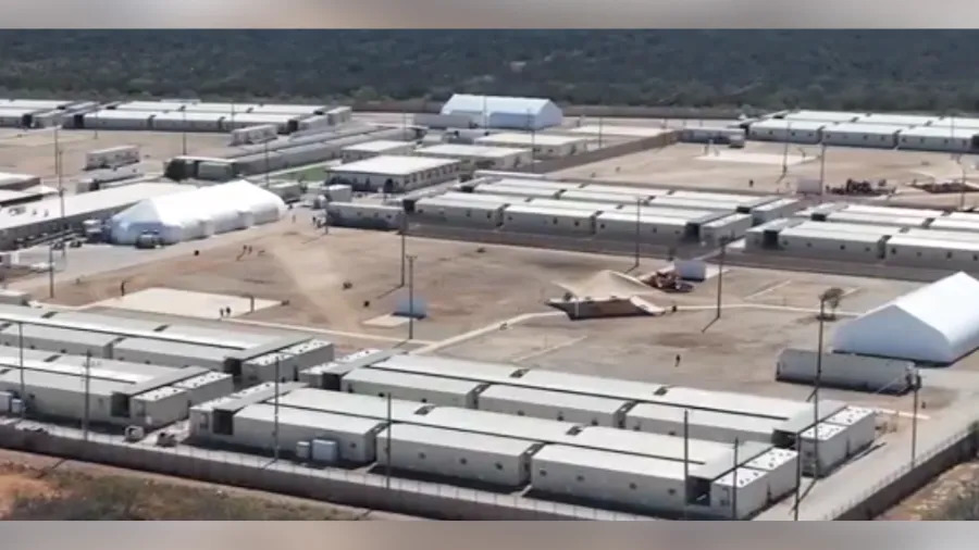 quarentena em centro de detenção do ice no texas após casos de sarampo