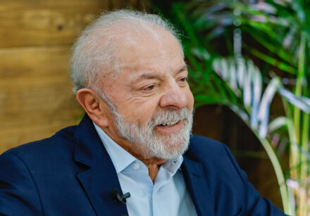 lula durante entrevista para tv aratu