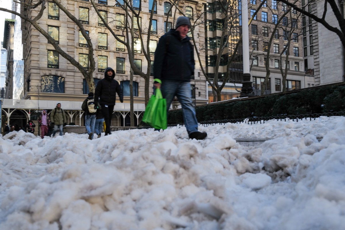 over 10 people died as result from new york city's stretch of below freezing weather